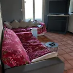 לינה וארוחת בוקר Au Nid De