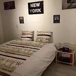Au Nid De לינה וארוחת בוקר 3*