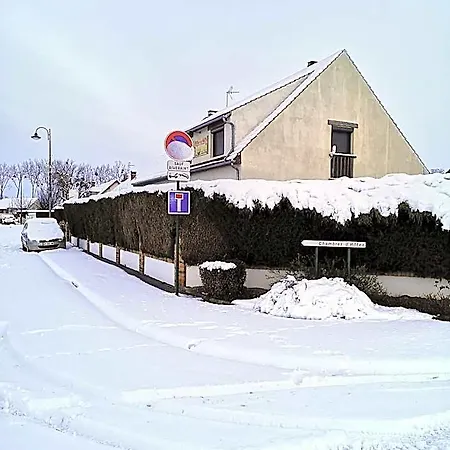 Au Nid De Bed & Breakfast