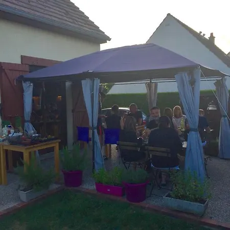 Au Nid De Bed & Breakfast Tille