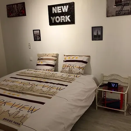 Au Nid De Bed & Breakfast 3*