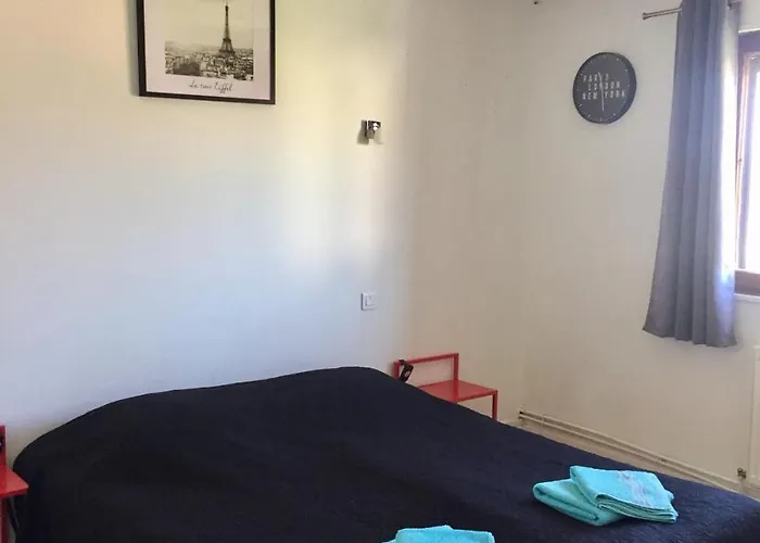 Couette-café Au Nid De 3*